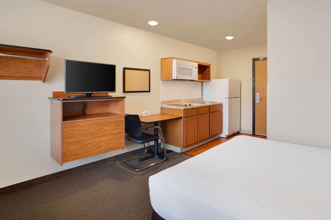 Woodspring Suites Columbus North I-270 Exterior photo